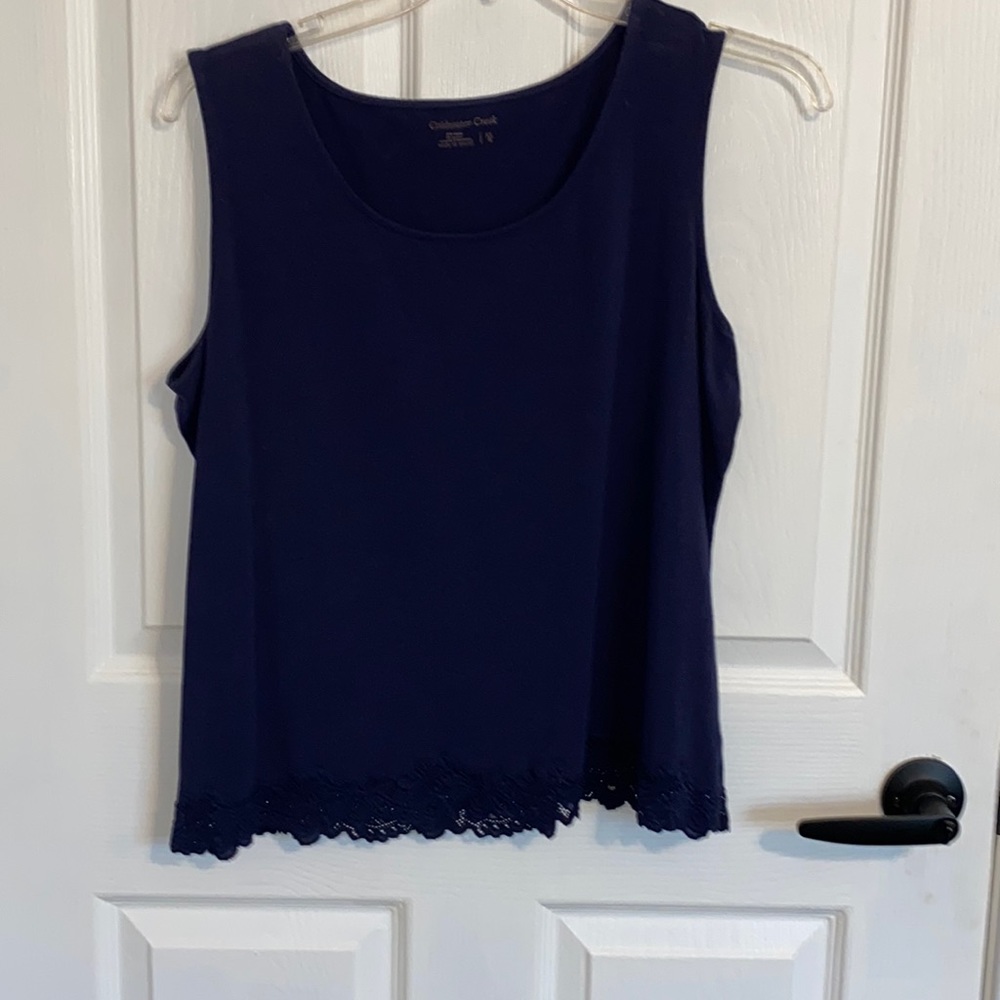 Ladies Sleeveless Top Size XL (18), Navy with Lace trim around waist EUC